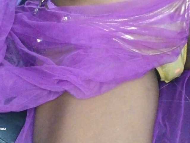 Mocha17 live cam on BongaCams
