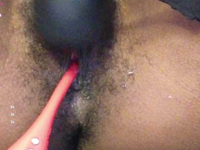 Mocha17 live cam on BongaCams