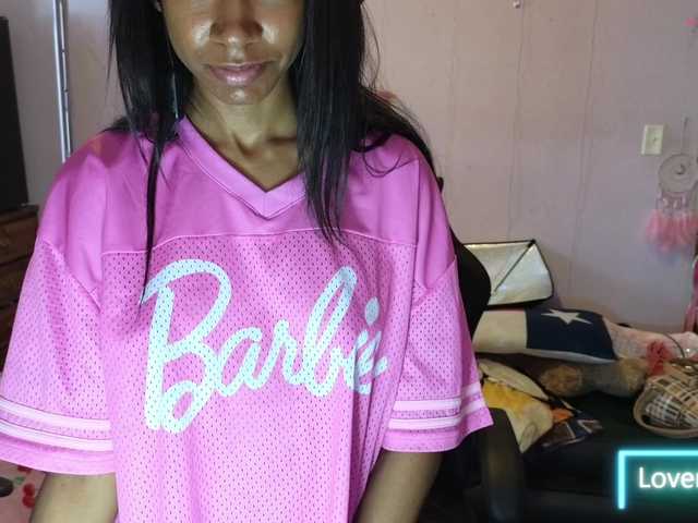 Mocha17 live cam on BongaCams