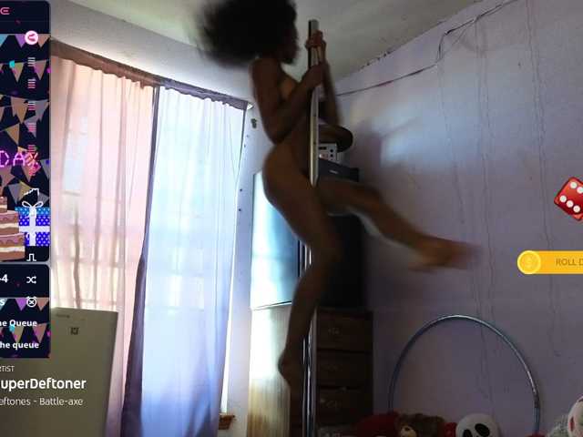 Mocha17, en vivo ahora en BongaCams
