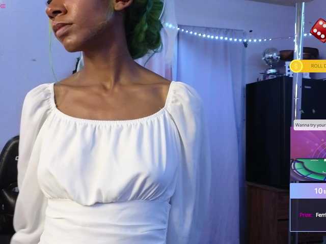 Mocha17 live cam on BongaCams