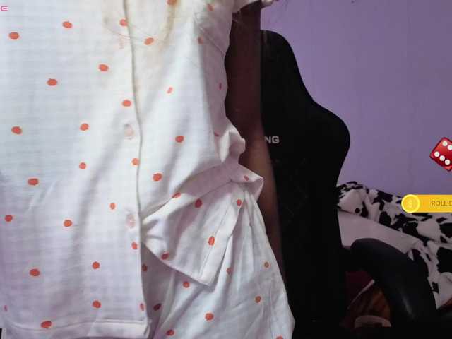 Mocha17 live cam on BongaCams