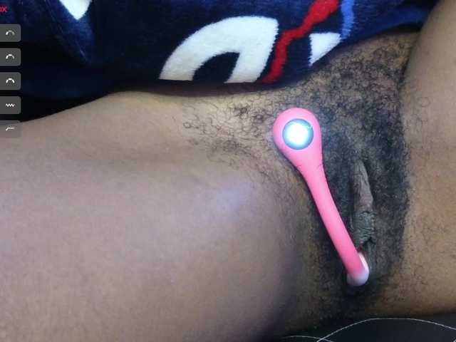 Mocha17 live cam on BongaCams