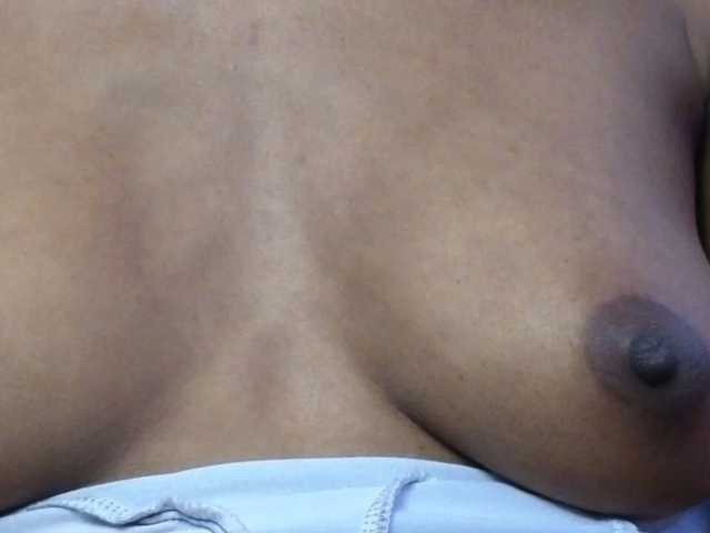 Mocha17 live cam on BongaCams