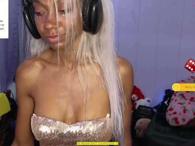 Mocha17 live cam on BongaCams