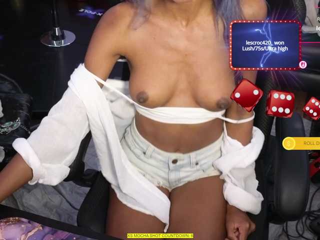 Mocha17 live cam on BongaCams