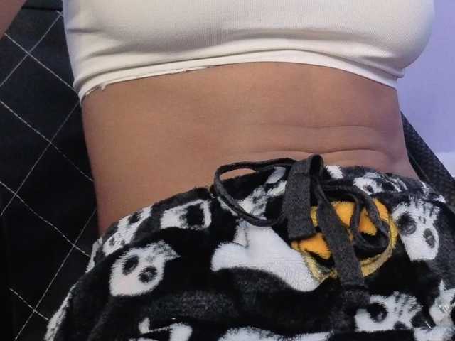 Mocha17 live cam on BongaCams