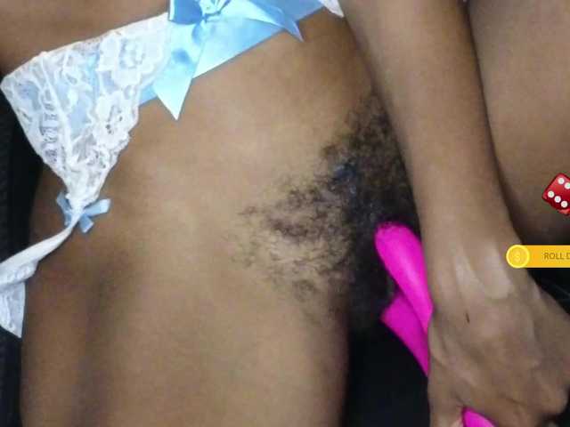 Mocha17 live cam on BongaCams