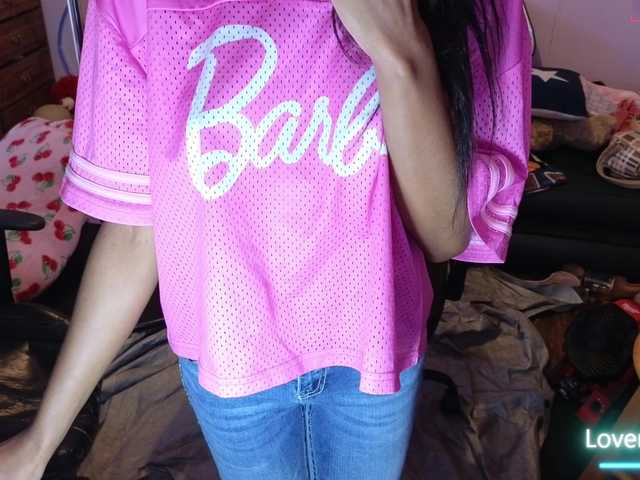 Mocha17 live cam on BongaCams