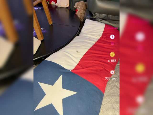 Mocha17 live cam on BongaCams