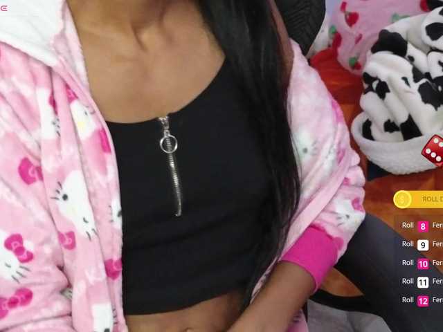 Mocha17 live cam on BongaCams