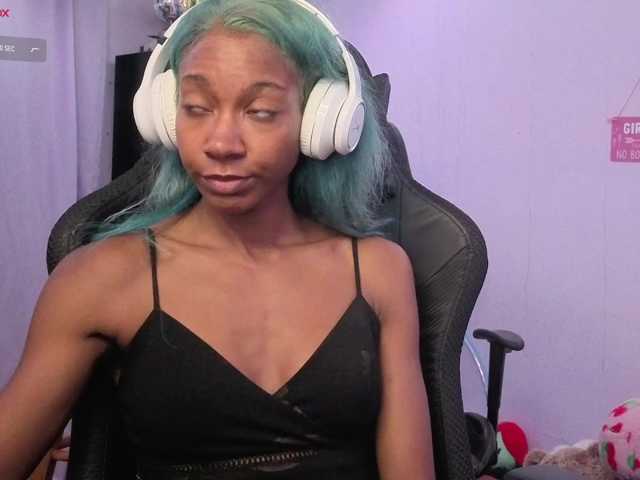 Mocha17 live cam