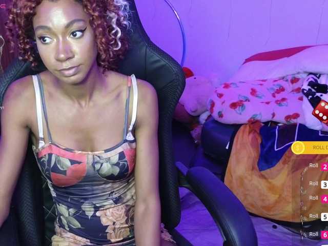 Mocha17 live cam on BongaCams
