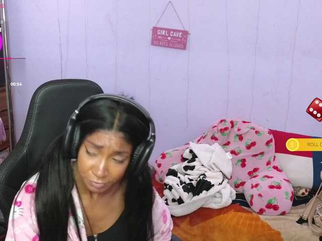 Mocha17 live cam on BongaCams