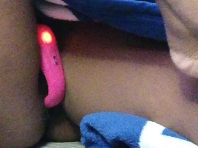 Mocha17 live cam on BongaCams