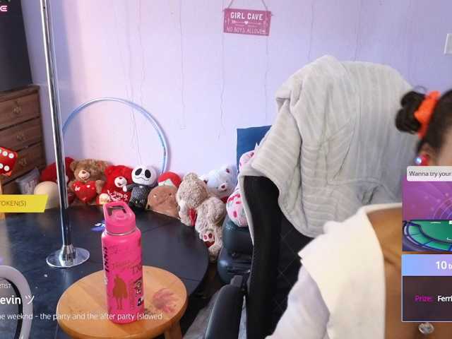 Mocha17 live cam on BongaCams