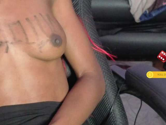 Mocha17 live cam on BongaCams