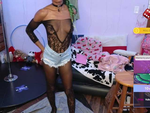 Mocha17 live cam on BongaCams