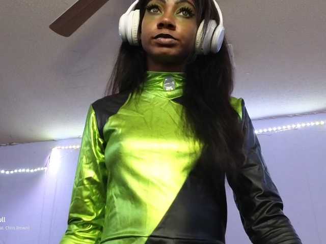 Mocha17 live cam on BongaCams
