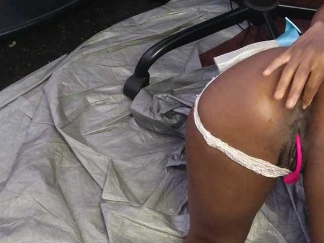 Mocha17 live cam on BongaCams