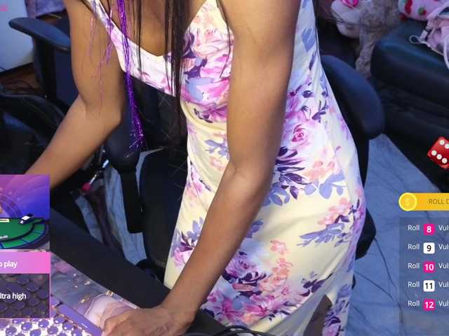 Mocha17 live cam on BongaCams