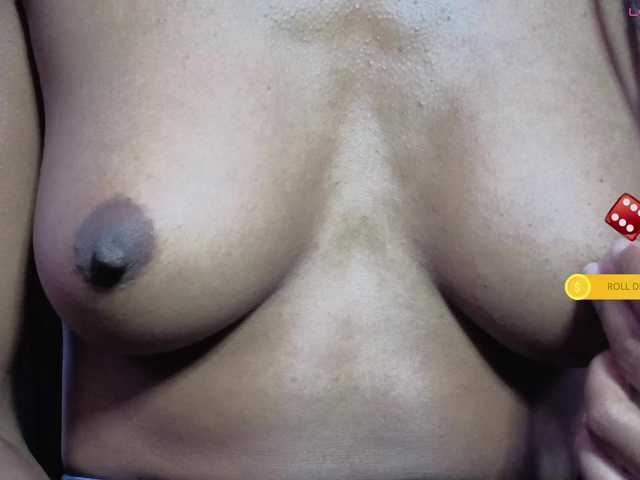 Mocha17 live cam on BongaCams