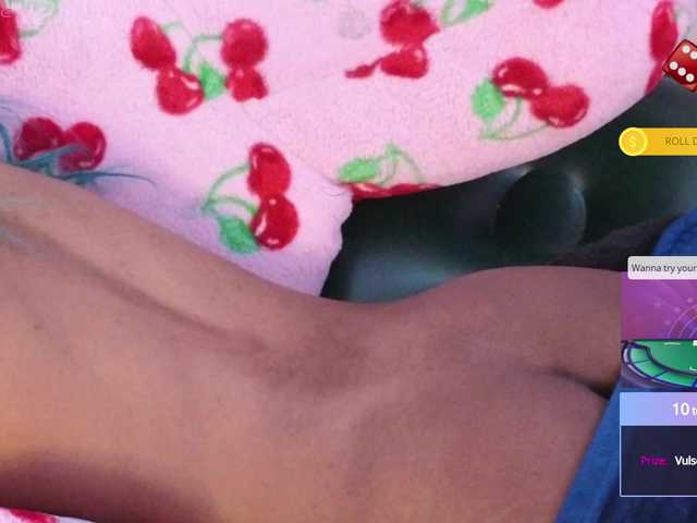 Mocha17 live cam on BongaCams