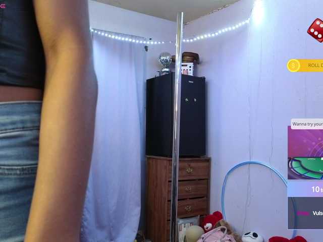 Mocha17 live cam on BongaCams