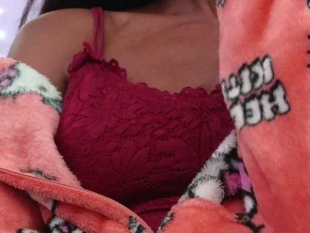 Mocha17 live cam on BongaCams