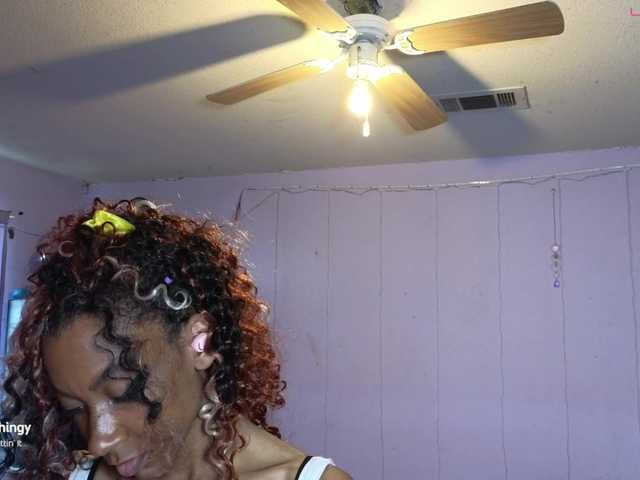 Mocha17's BongaCams show and profile