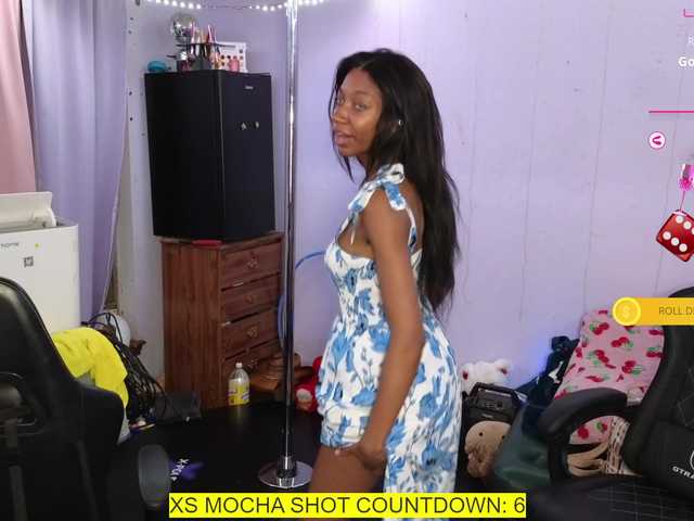 Mocha17 live cam on BongaCams