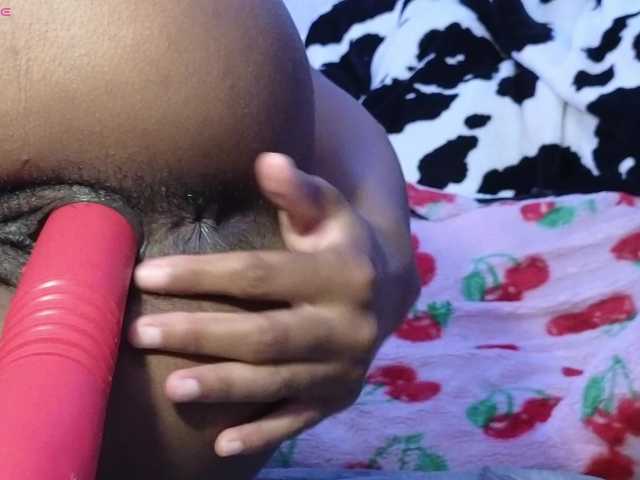 Mocha17 live cam on BongaCams