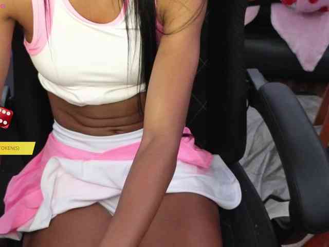 Mocha17 Live Webcam on BongaCams