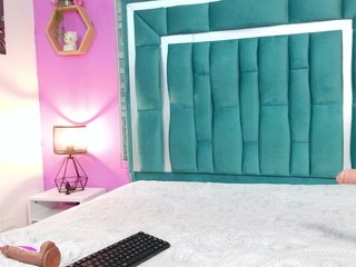 VALERY_ANDERSON Porn Show