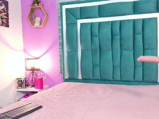 VALERY_ANDERSON's Live Webcam