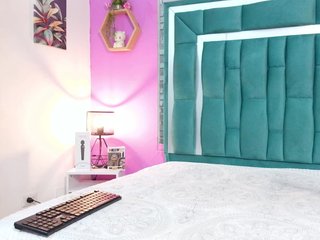 VALERY_ANDERSON Porn Show