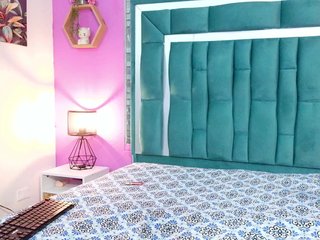 VALERY_ANDERSON's Live Webcam
