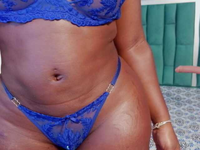 VALERY_ANDERSON live cam preview