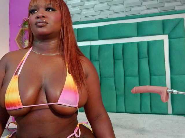VALERYANDERSON live cam on BongaCams