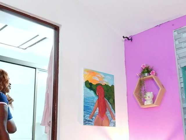 VALERYANDERSON live cam on BongaCams
