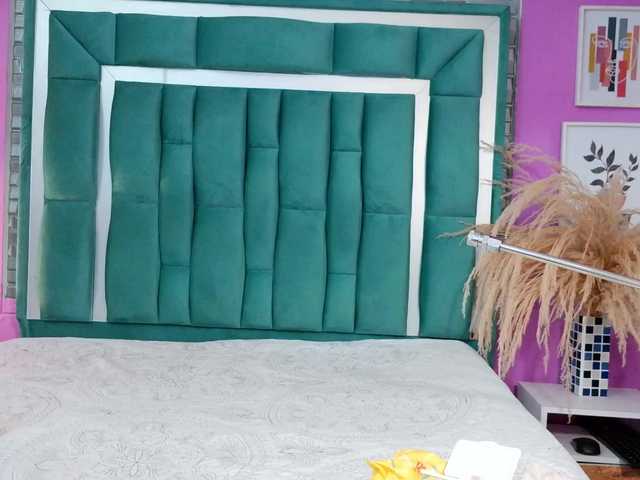 VALERYANDERSON live cam on BongaCams