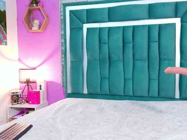 VALERY_ANDERSON webcam