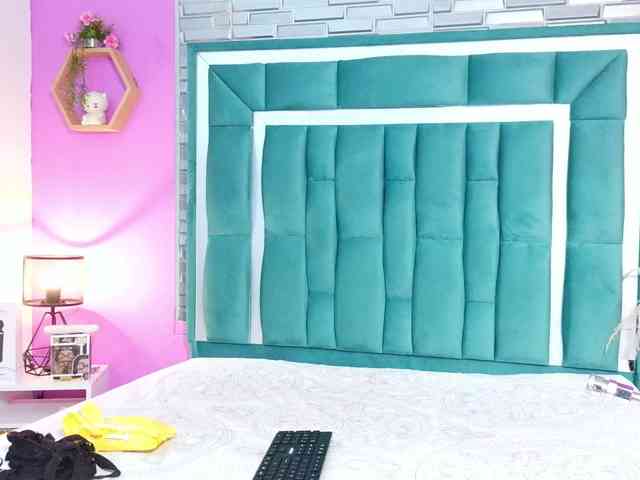 VALERY_ANDERSON webcam