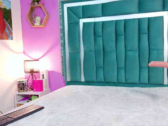 VALERY_ANDERSON webcam