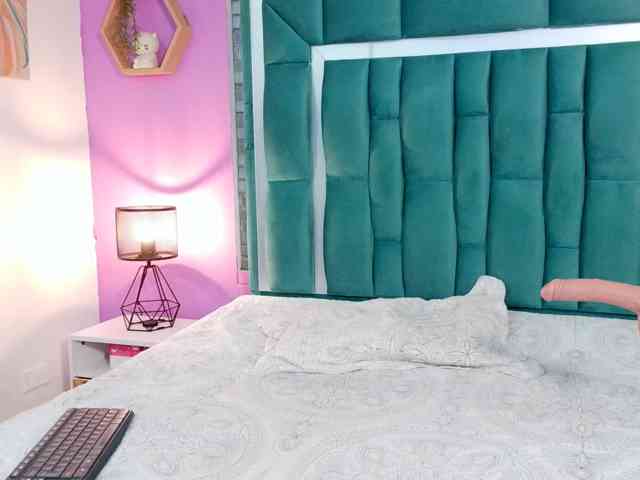 VALERY_ANDERSON webcam