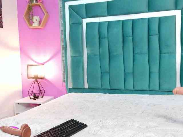 VALERY_ANDERSON webcam