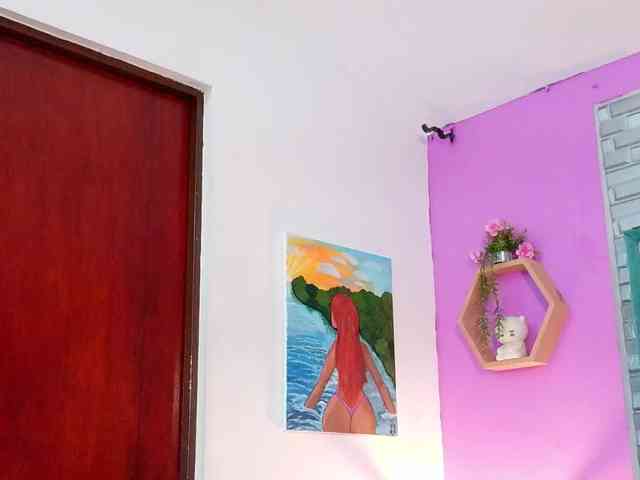 VALERYANDERSON Live Webcam on BongaCams