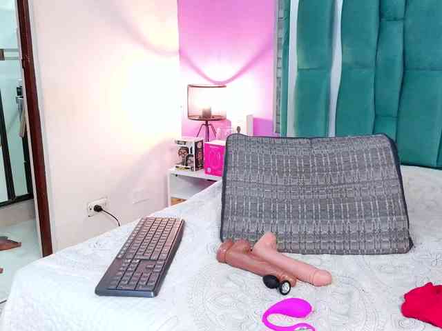 VALERY_ANDERSON webcam