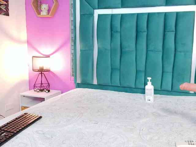 VALERY_ANDERSON webcam