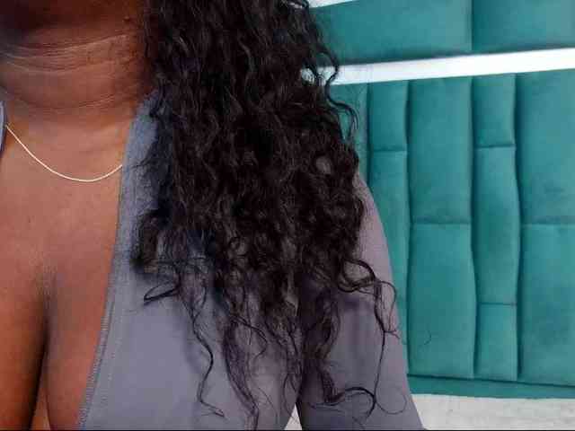 VALERY_ANDERSON webcam